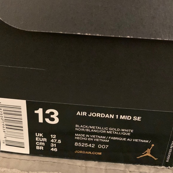 Jordan 1 Mid Black Metallic Gold. Size 13 - Picture 4 of 7